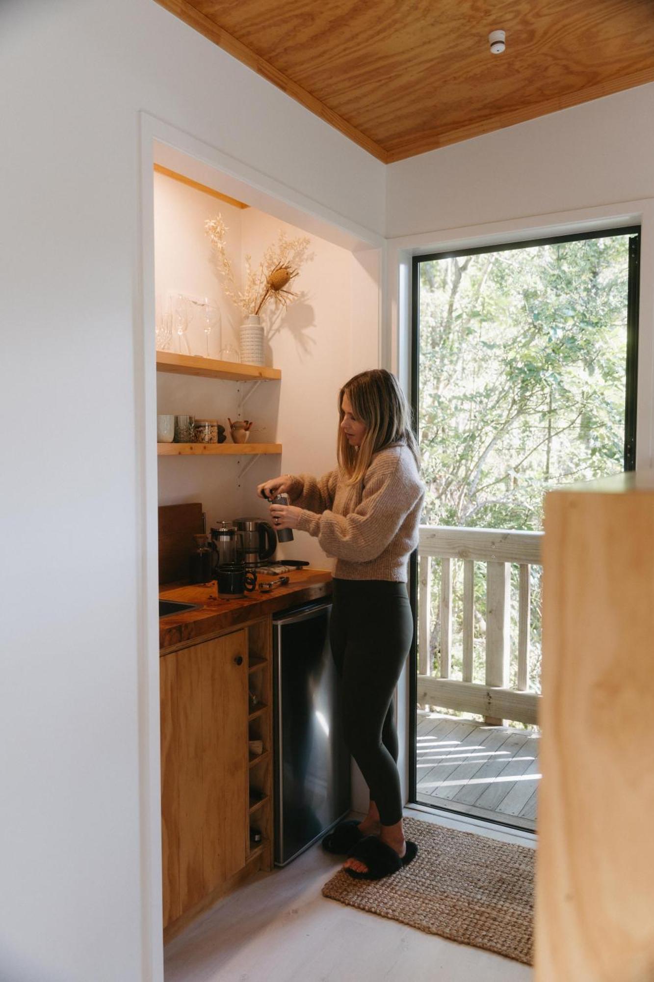 Treehouse Hideaway At Rekindle Tree Houses Opua Eksteriør billede
