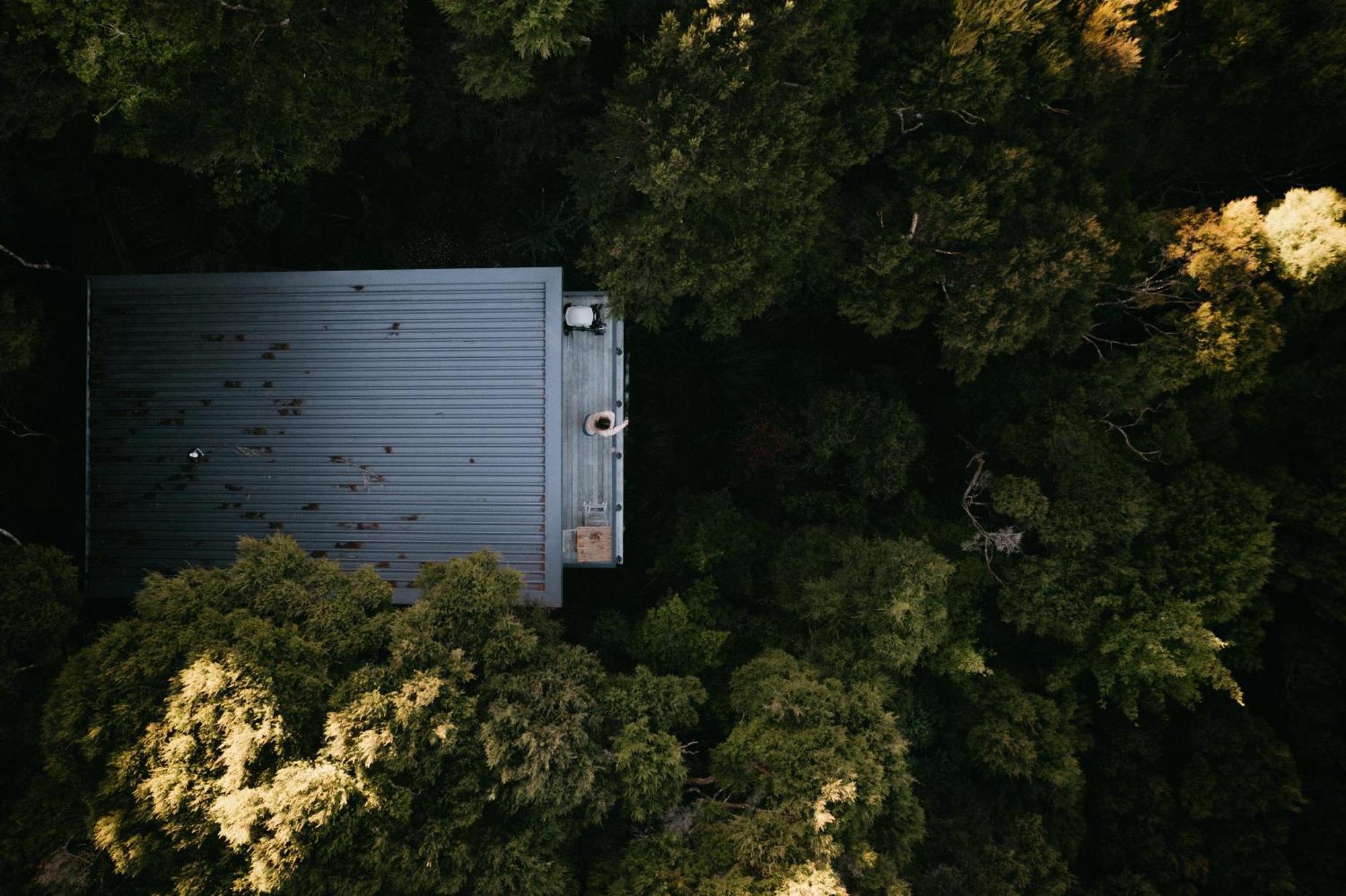 Treehouse Hideaway At Rekindle Tree Houses Opua Eksteriør billede